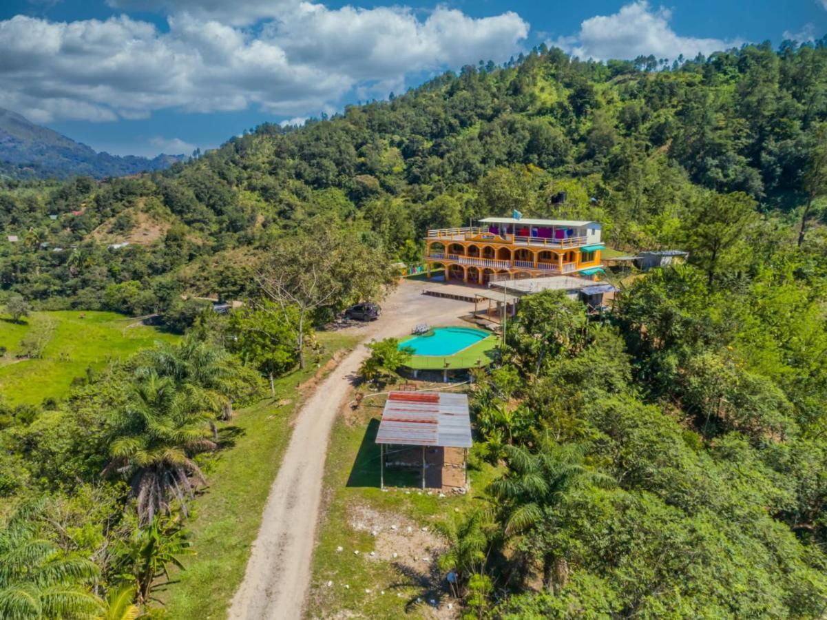 El Mirador De Tansu Hotel Lanquin Bagian luar foto