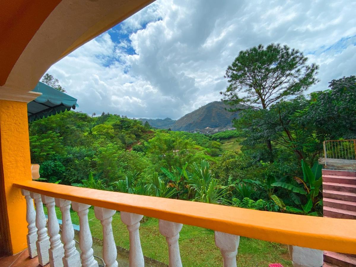 El Mirador De Tansu Hotel Lanquin Bagian luar foto